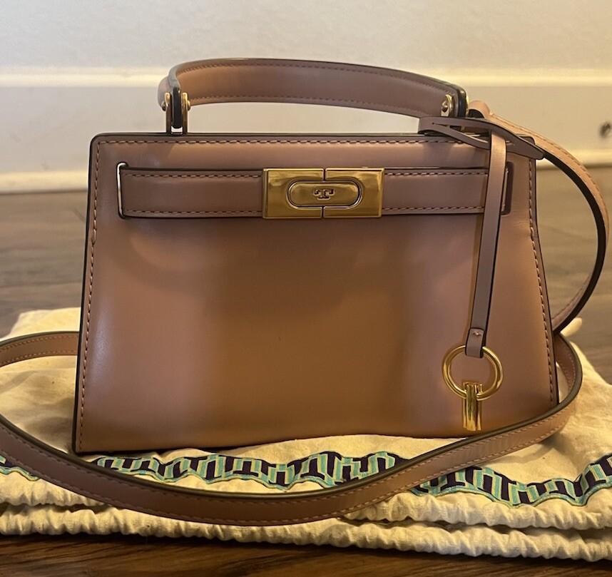 Tory Burch Lee Radziwill 2way Shoulder / Crossbody Bag Color Pink 