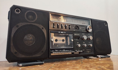 Vintage Sanyo Boombox Stereo Cassette Recorder M-9998K- For Parts Vintage Sanyo Boombox Stereo Cassette Recorder M-9998K- For Parts