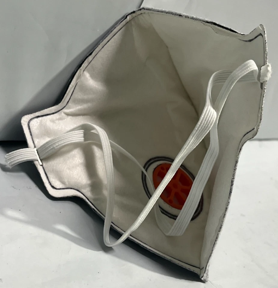 MSA R95 Foldable Particulate Respirator Protective Dust Masks Exhalation Valve - Image 4 of 4