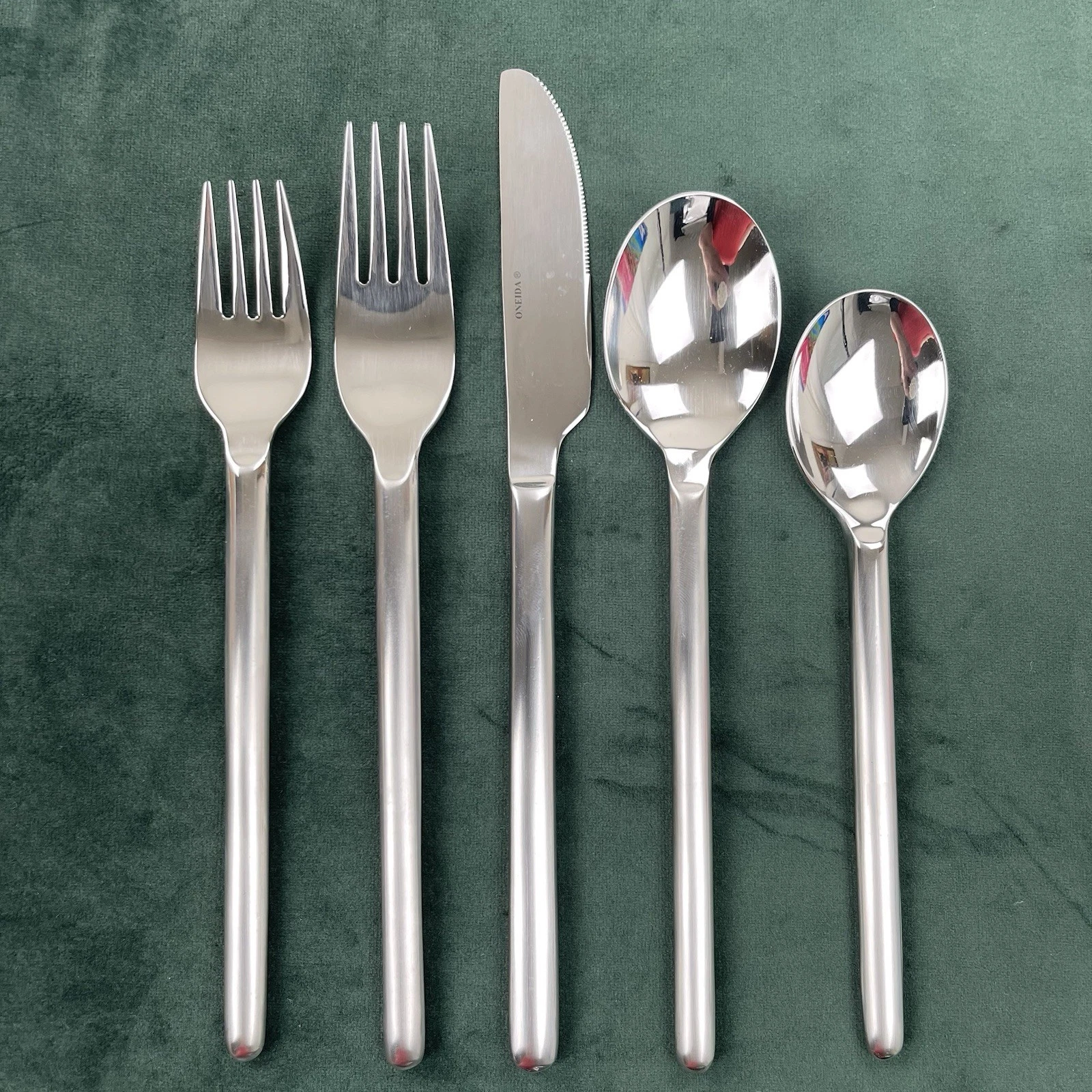 Oneida Stainless METRO Flatware Place Setting Fork Spoon Knife 18/10