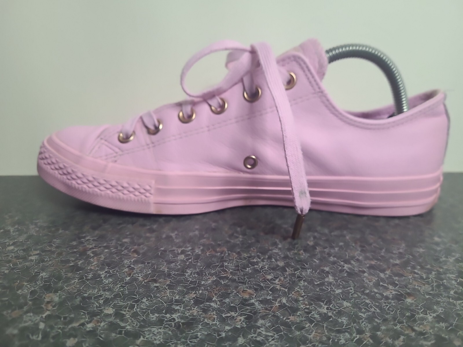 Unisex PINK Converse Pink/rose Gold Leather Size Mens 8 Womens 10 eBay