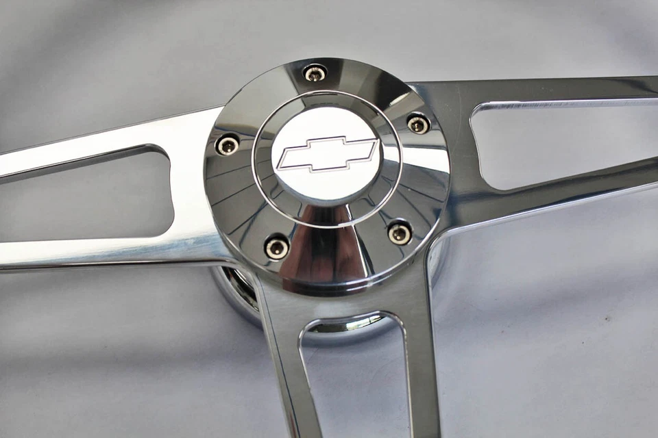 74-94 Chevy Blazer Truck Serie T Billet y Cuero Volante Pajarita Tapa Foto 2 de 4