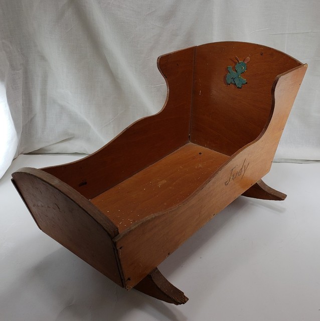 VINTAGE WOODEN BABY DOLL CRADLE w BLUE LAMB DECAL eBay
