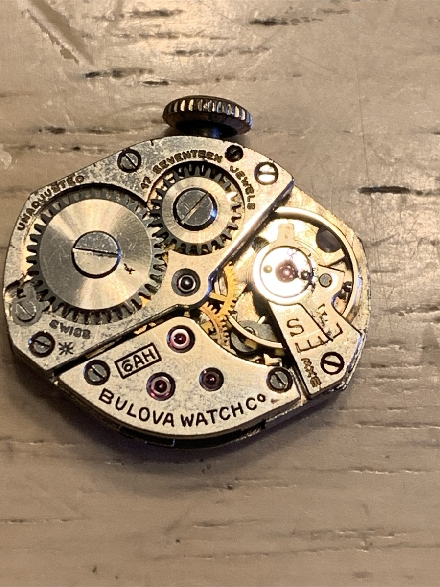 Mouvement De Montre Mécanique Bulova 6M Vintage - Balancier Cassé (pour Pièces/réparation)