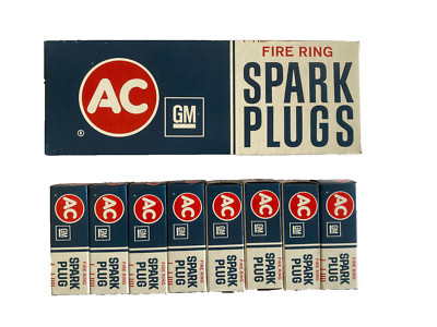 (1) SET of NOS AC DELCO 44 Spark Plugs Green Rings GM 1559492 FACTORY 1977  