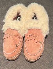 Journee Collection Fur Trim Front Whipstitch Indoo/Outdoor Slippers NEW Size 6