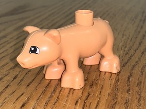 lego duplo pig