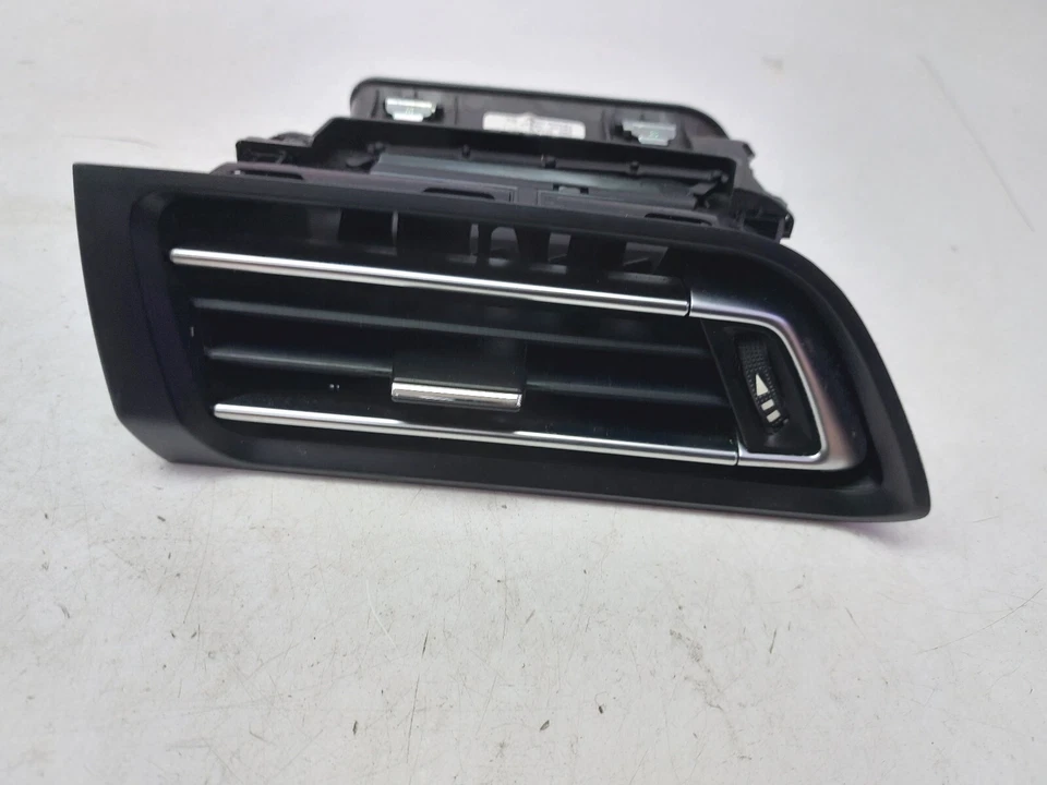 PEUGEOT 308 MK2 SALPICADERO AIRE LADO PASAJERO IZQUIERDO 1303818XZD 2015 Foto 3 de 4