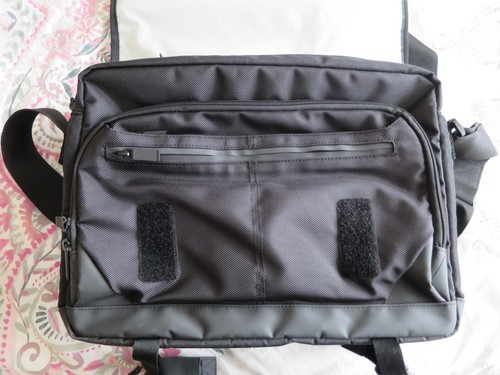 Targus A7 16" Laptop Messenger Bag NEW - 第 5/21 張圖片