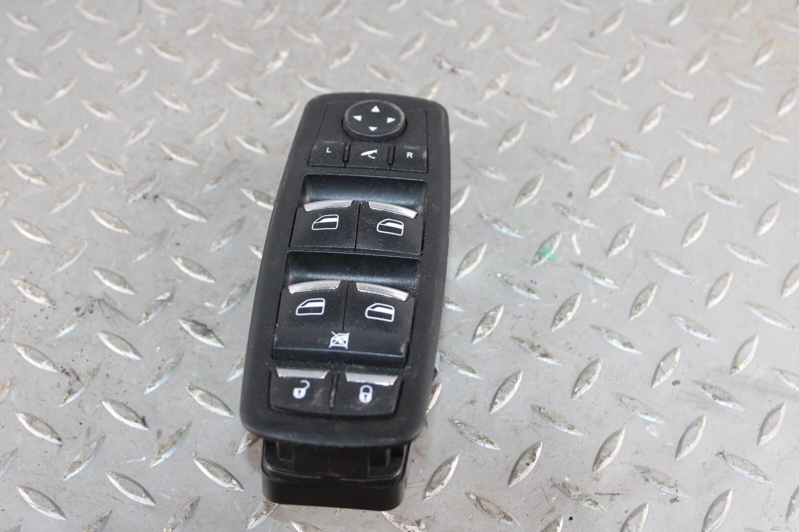 Maserati Ghibli 2014-2021 FRONT+LEFT Window switch