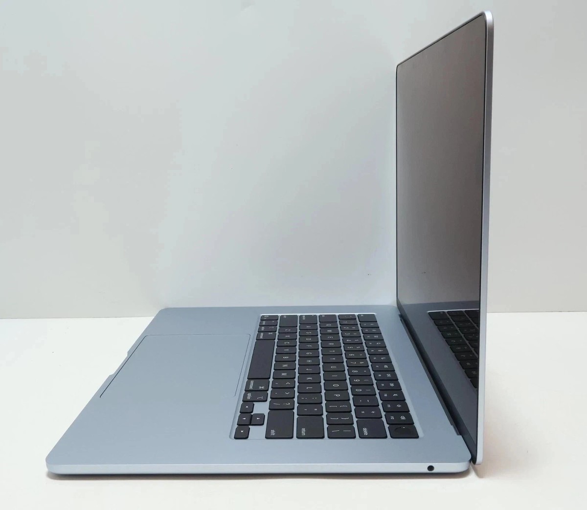 Apple MacBook Air 15 inch M4 16GB 512GB Sky Blue 2025 ✓ 1 Yr