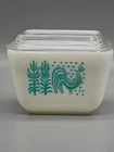 Pyrex 501 Turquoise 1 1/2 Cup Butterprint Refrigerator Dish with Lid