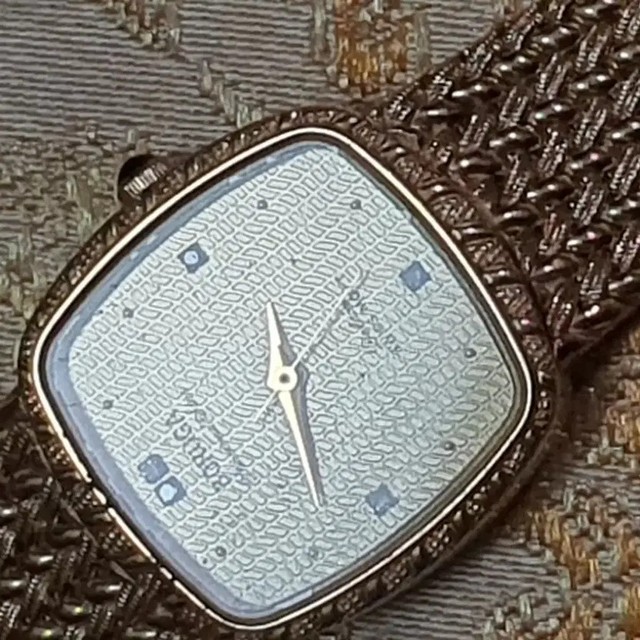 Swiss Vintage Boruga Diamond Gold Watch - 5000 Diamonds, Working