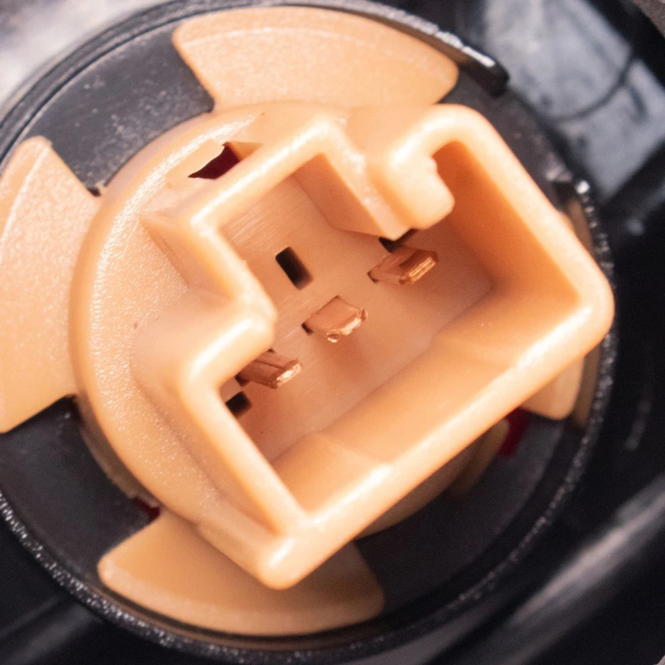 Conjunto de luz trasera exterior izquierda para Toyota Sequoia 2008-2017 Foto 3 de 4