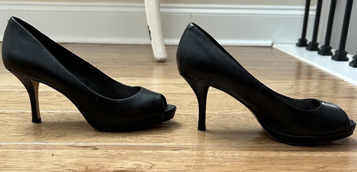 Vince Camuto Kendall Black Leather Peep Toe 3” Heels US 6 / EU 36 Women