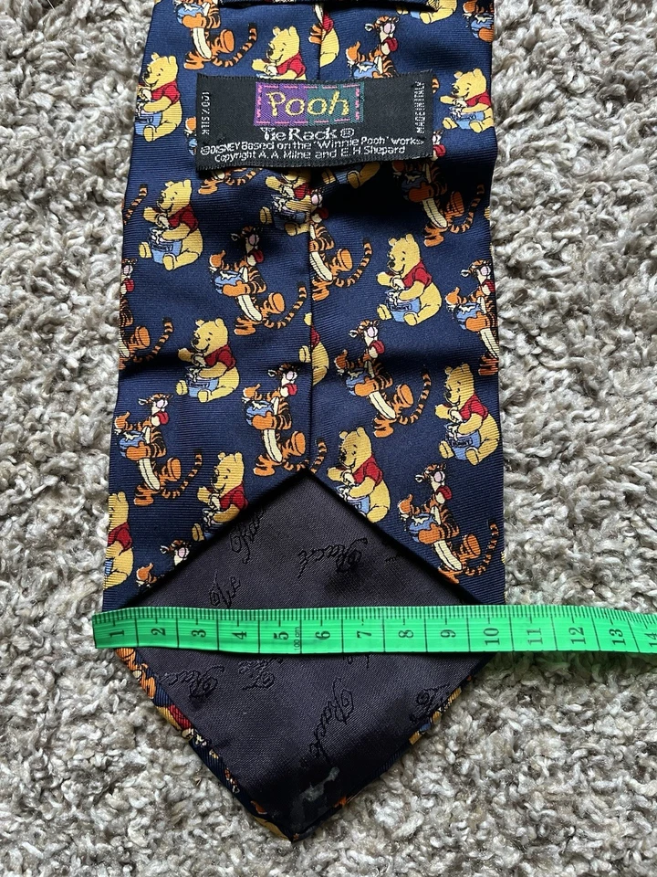 Vintage Pooh Tie Rack 100% Seda Winnie the Pooh Tigger Feito na Itália–Disney Rara - Imagem 2 de 3