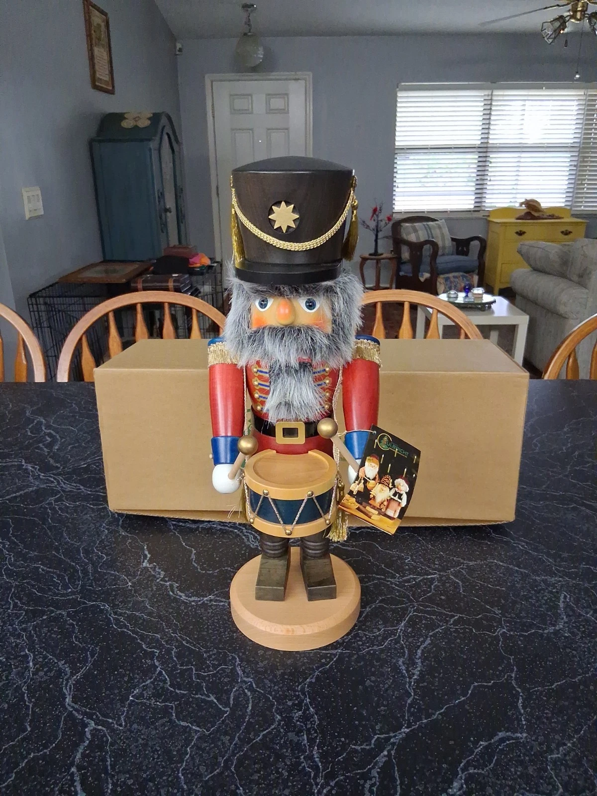 New Christian Ulbricht Nutcracker Red Drummer Wood Germany 16” Original Open Box
Opens in a new wind