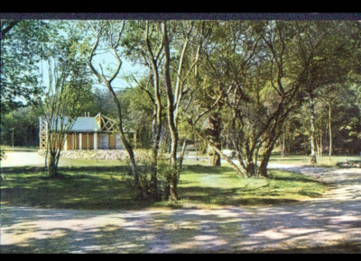 SAINT-AIGNAN (56) CAMPING de l'ANSE DE SORDAN circa 1970