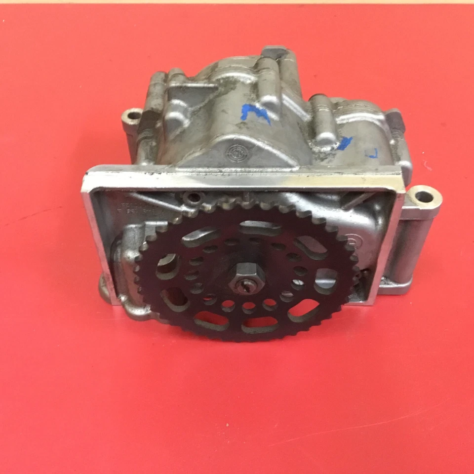 2012-2018OEM BMW F10 F06 F12 F13 M5 M6 Engine S63 Oil Pump Lower - Image 3 of 4