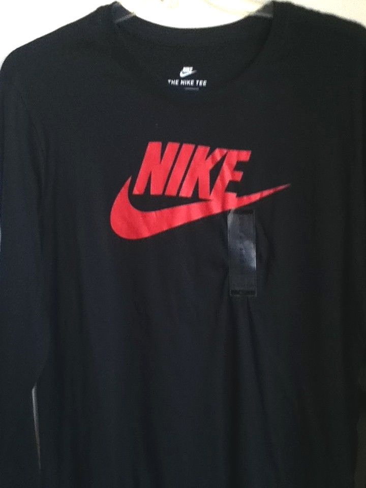 red and black nike top