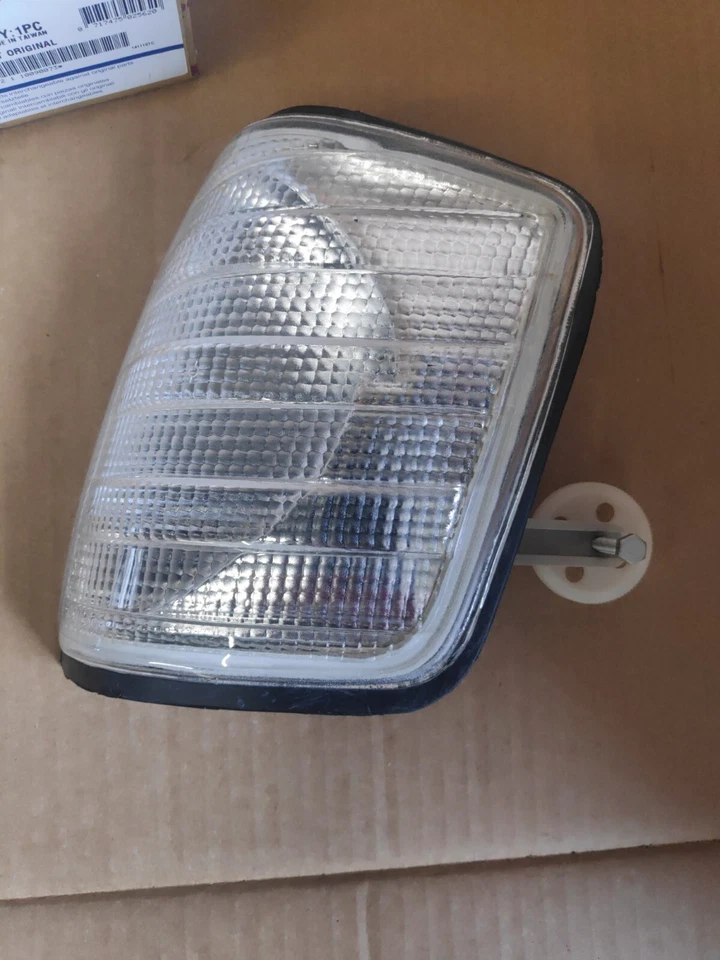 Luz indicadora delantera Mercedes 190 W201 1988-1993 transparente pasajero lado izquierdo Foto 3 de 4
