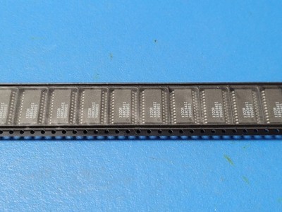 (5 PCS) X68C64SI XICOR EEPROM, 8KX8, 120ns, Parallel, CMOS, SOIC-24