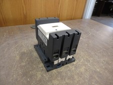 Telemecanique Contactor LC1D150 120V Coil 160A 600V 1 Aux Contact w/ Cover