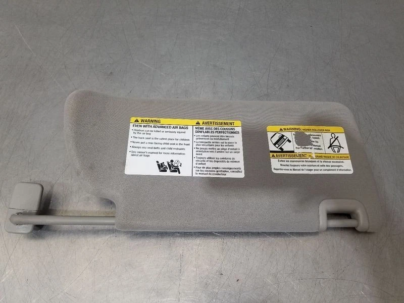 2013-2019 Nissan Frontier Sun Visor Driver Left Side in Grey color OEM - Imagem 3 de 4