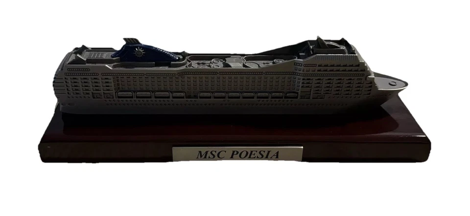 MSC POESIA - MEGA Kreuzfahrtschiff - Schiffsmodell Modell