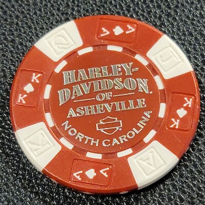 HD ASHEVILLE ~ NORTH CAROLINA (Red AKQJ no mtns w/B&S) Harley Poker Chip