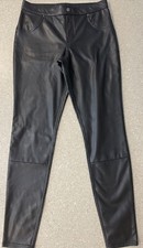NWT Women's Hue Leatherette Mid-Rise Full Length Leggings Medium MSRP 54 Black