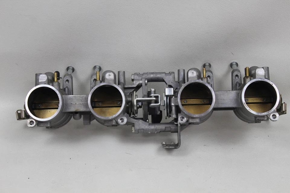 Cuerpo de acelerador MV Agusta F4 1000S R 10-16 Mikuni admisión TPS BONITO 8A00B3533 Foto 2 de 3