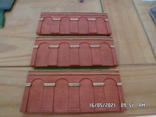 OO Gauge Retaining Walls - Level 2 Red Brick x3 pieces