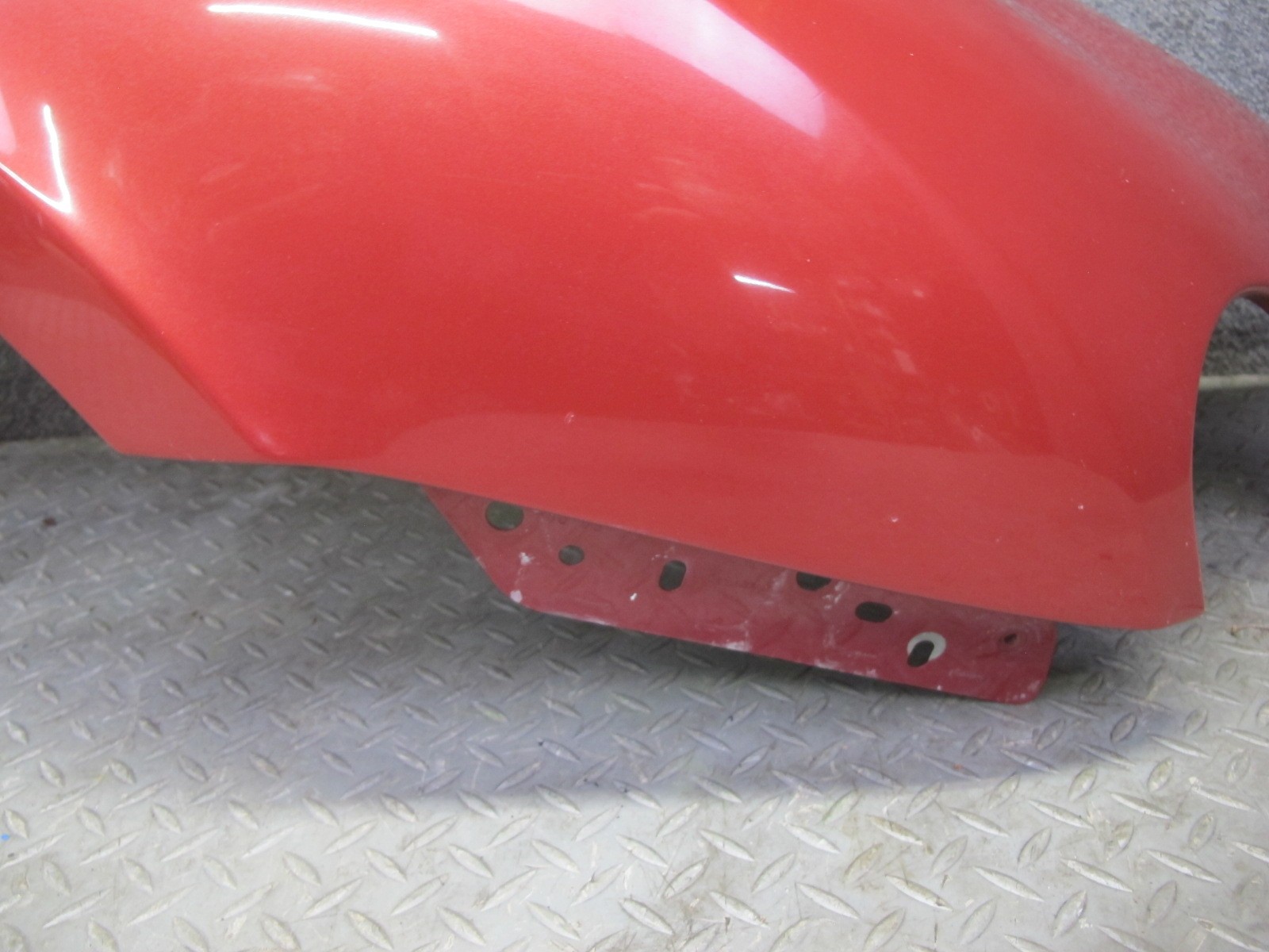 2006-2012 BENTLEY FLYING SPUR FRONT RIGHT SIDE FENDER SHELL COVER PANEL RED