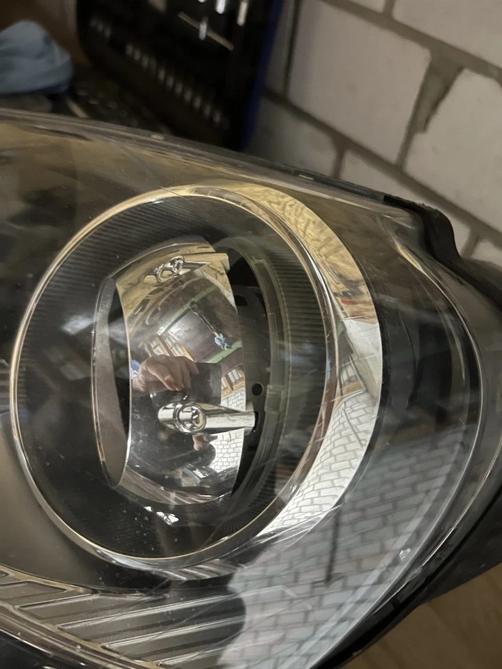 Golf 5 R32 Beschädigter Scheinwerfer Links - Bild 2 von 4