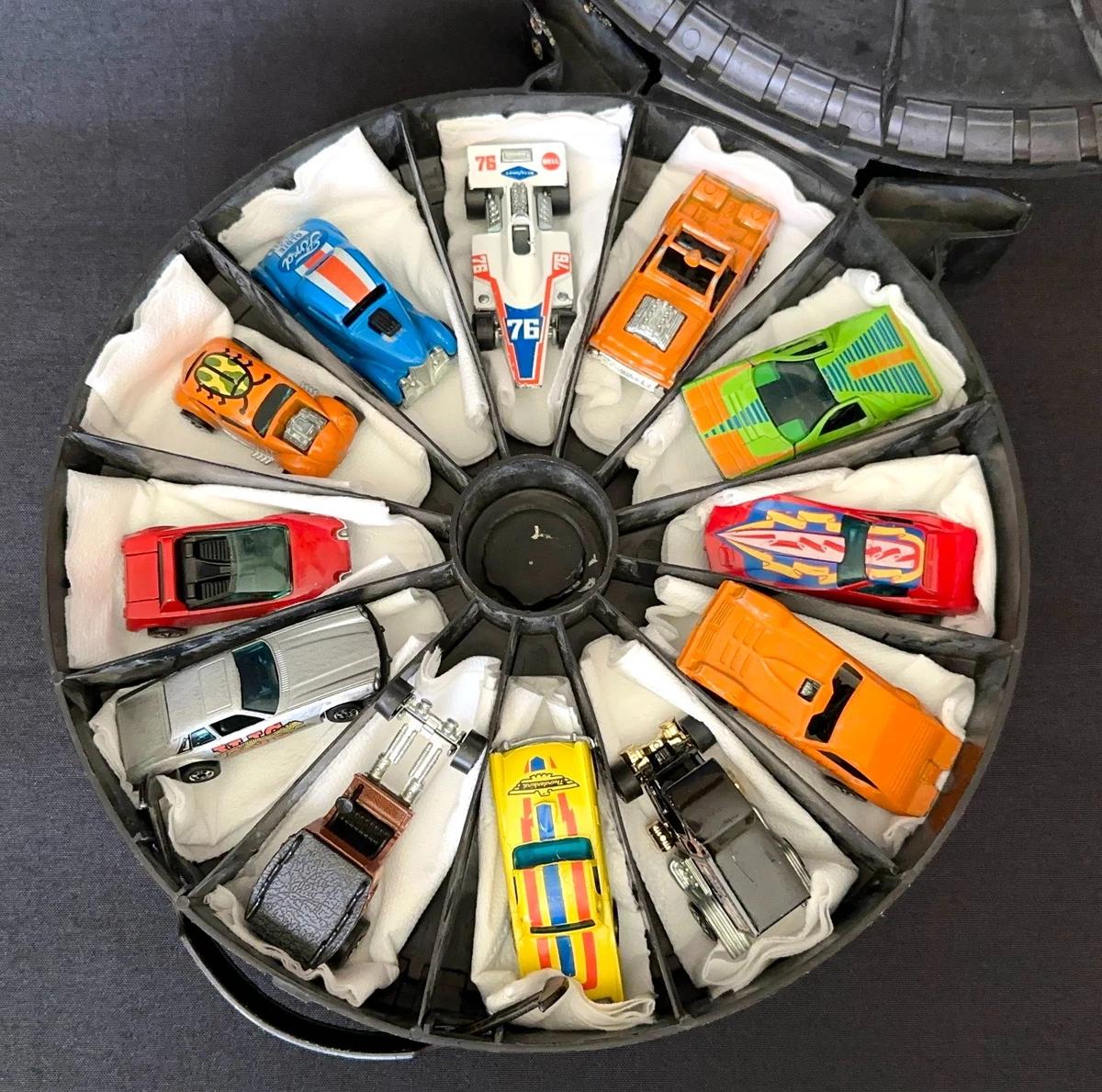 1976 Vehicle Year Vintage Manufacture Diecast Cars, Trucks & Vans