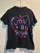 OLIVIA RODRIGO "A LITTLE BIT SOUR" 2022 Black Tour T-shirt MEDIUM