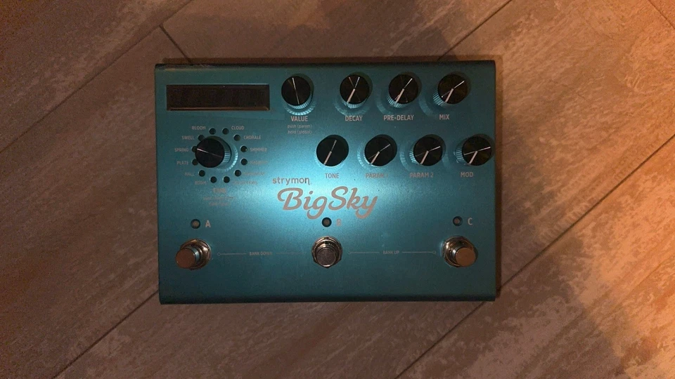 Strymon BigSky Multi Reverb Effects Pedal - Image 3 of 4
