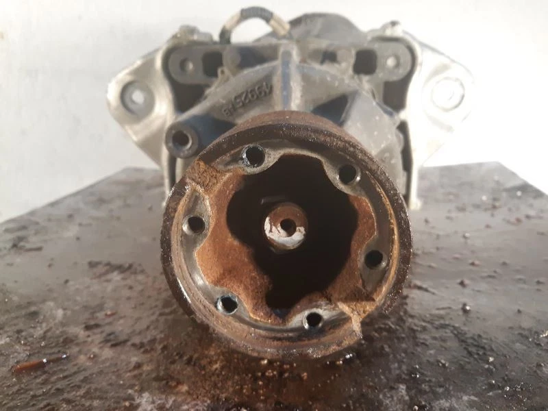 Portador diferencial trasero Lincoln MKS 2011 172 k millas Foto 3 de 4