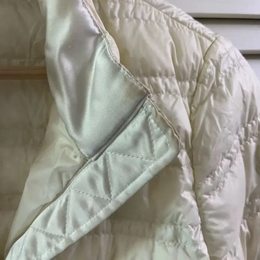 Moncler Lace 2-Way Padded Coat - 8.5/10 thumbnail 12