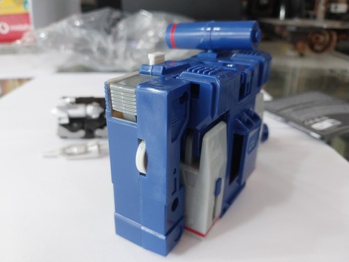 Transformers 40th Anniversary SOUNDWAVE with LASERBEAK & RAVAGE G1 Retro - Picture 8 of 23