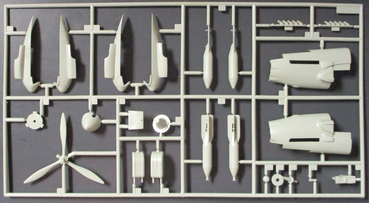 Accurate Miniatures 1/48th Scale IL-2m3 Stormovik - Parts