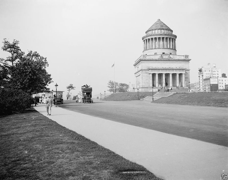 General Ulysses Grant's Tomb and Riverside Drive New York City New 8x10 Photo