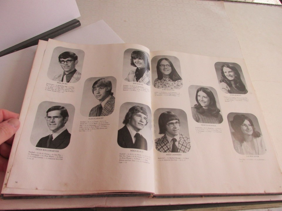 1975 SPENCERVILLE OHIO High School Echoes Yearbook, Sports, Football, Photos eBay