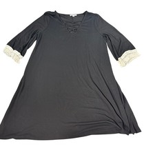 Umgee womens black dress white crochet cuffs, tassels V neck. Size M boho, flowy