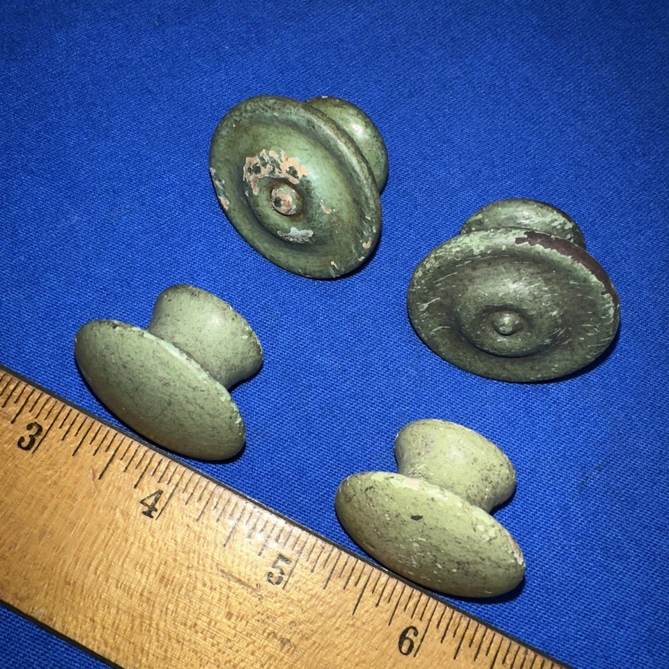 4 tiradores de cajón de madera redondos pintura verde chippy vintage ¡Bonito aspecto! Foto 2 de 4