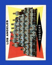1960 Topps Set-Break # 18 Los Angeles Dodgers Team EX-EXMINT *GMCARDS*