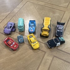 Disney Pixar Cars Diecast Vehicle Lot Collection of 9 Cars, Lightning McQueen