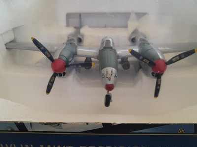 NEW FRANKLIN MINT ARMOUR B11B280 1/48 P-38 LIGHTNING MARGE M.O.H TOP US ACE 301