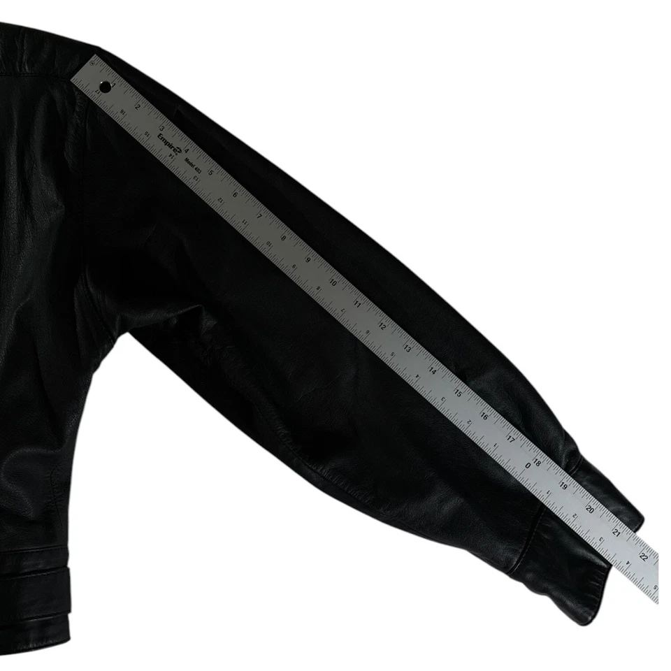 Chaqueta negra de cuero Wilson vintage Foto 4 de 4